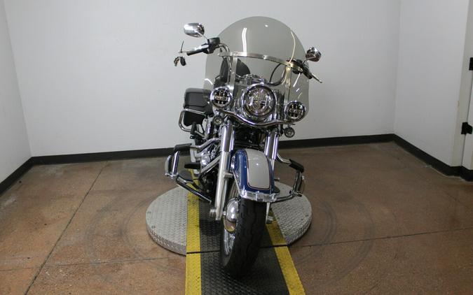Harley-Davidson® Heritage Classic 2023 BIL BLU/BIL GRY