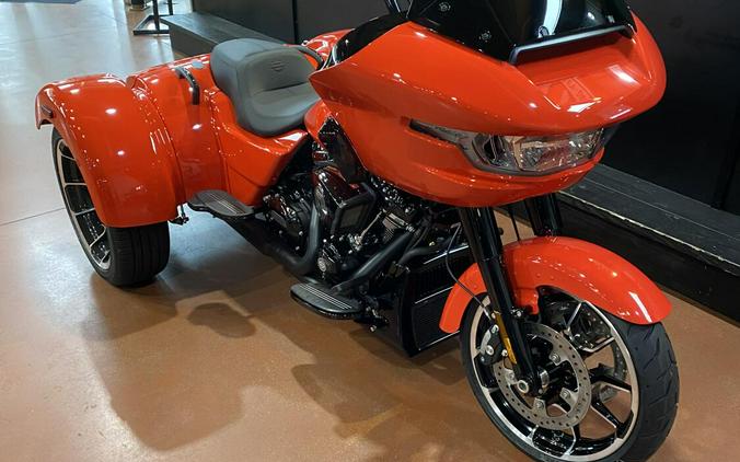 FLTRT 2026 Road Glide 3