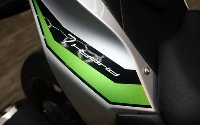 2024 Kawasaki Z7 Hybrid ABS