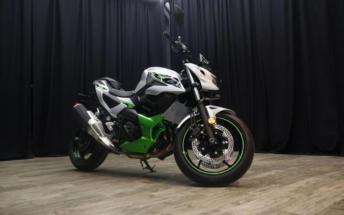 2024 Kawasaki Z7 Hybrid ABS