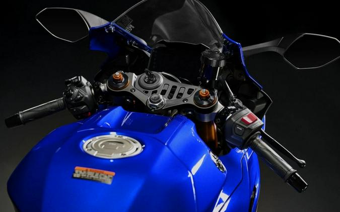 2026 YAMAHA YZFR7TLB