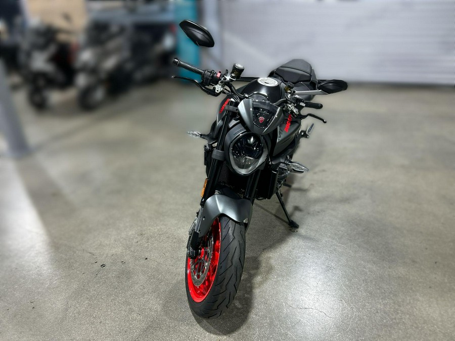 2022 Ducati Monster