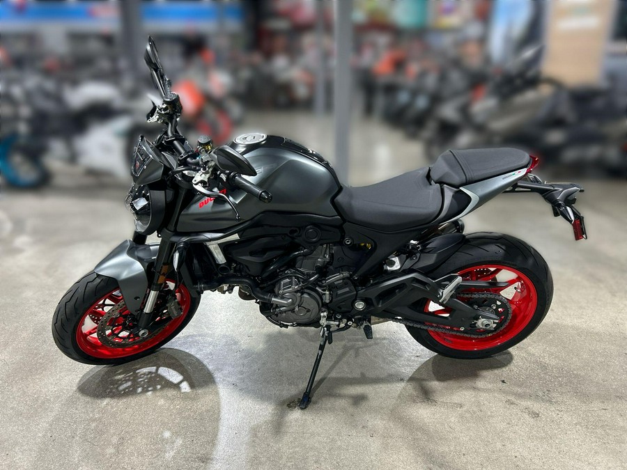 2022 Ducati Monster