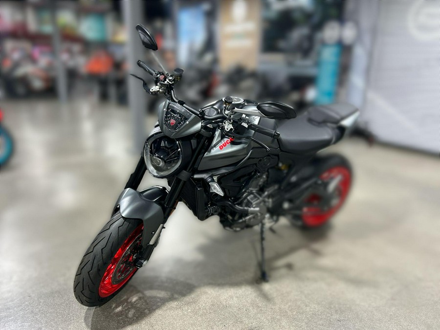 2022 Ducati Monster