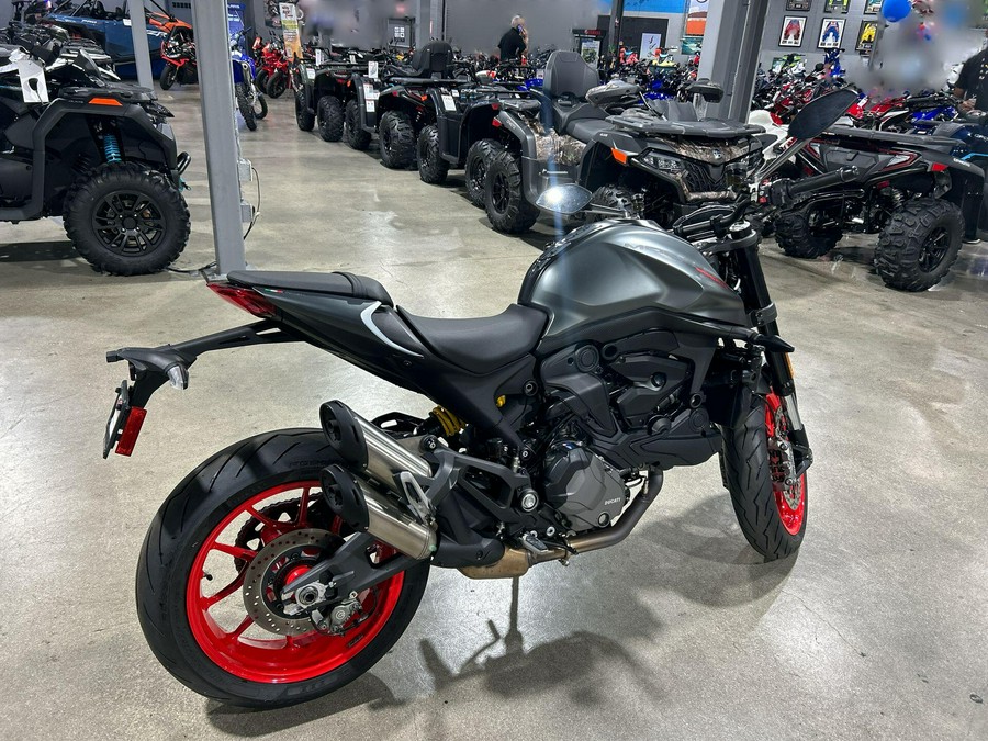 2022 Ducati Monster
