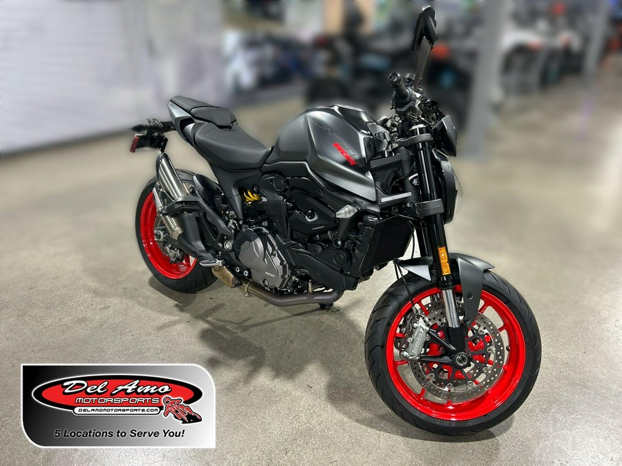 2022 Ducati Monster