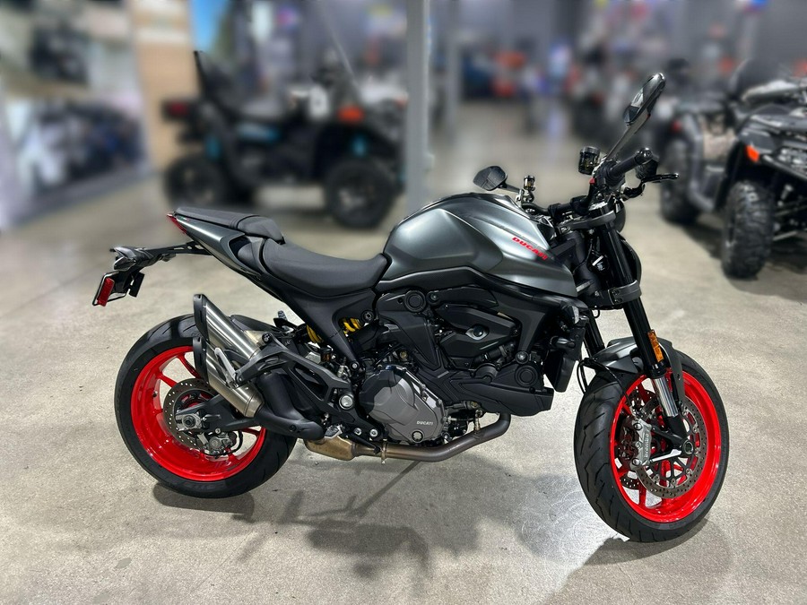 2022 Ducati Monster