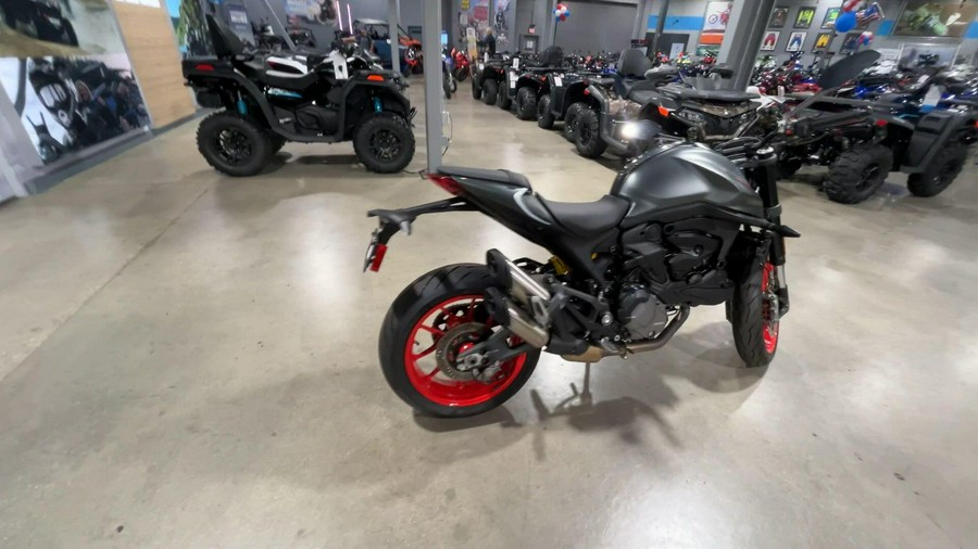2022 Ducati Monster