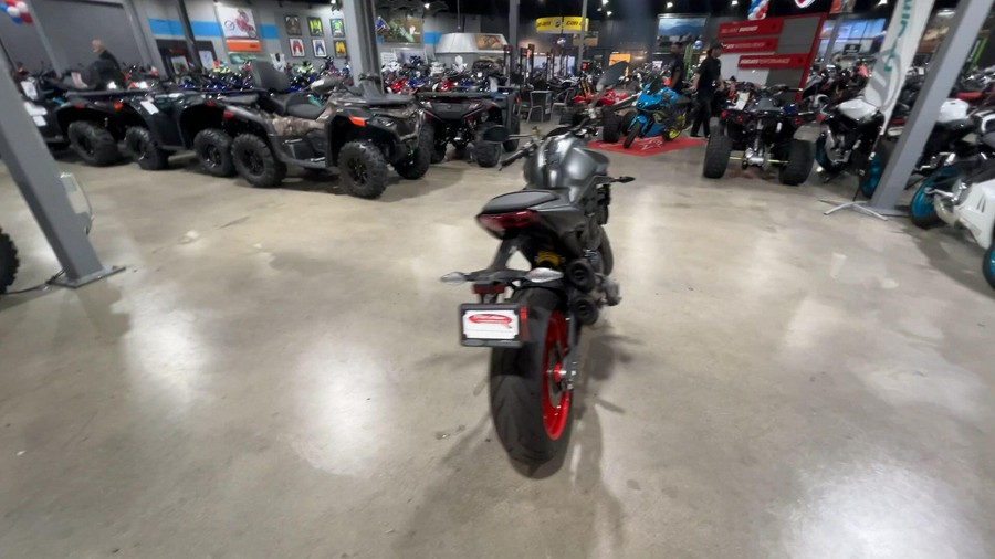 2022 Ducati Monster