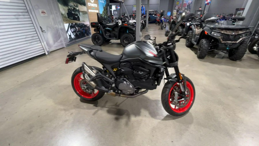 2022 Ducati Monster