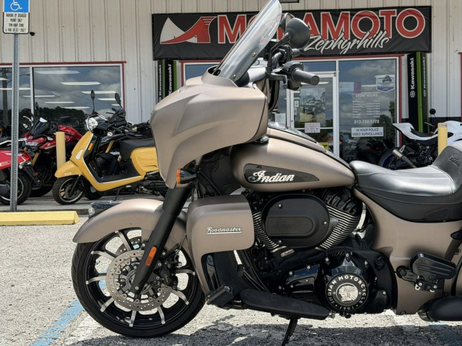 2021 Indian Roadmaster Dark Horse