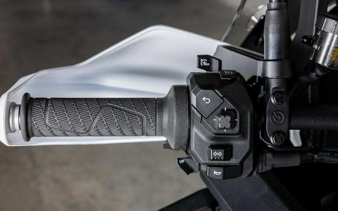 2026 KTM 1390 Super Adventure R