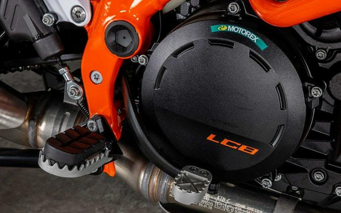 2026 KTM 1390 Super Adventure R