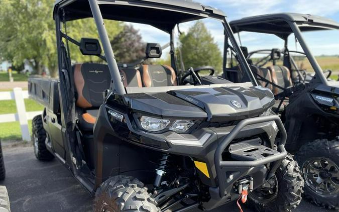 2022 Can-Am® Defender PRO Lone Star HD10