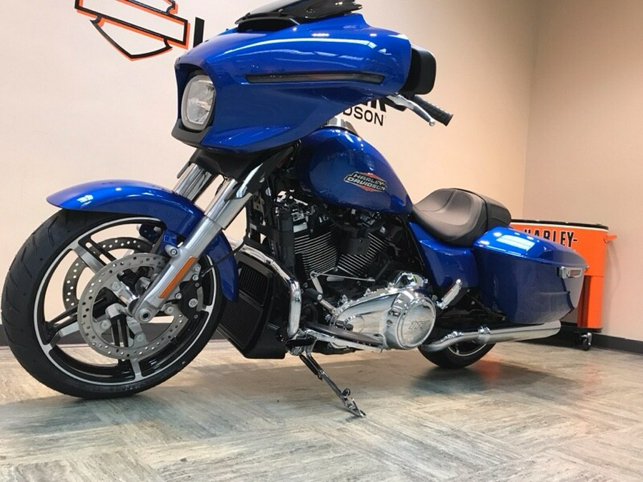 2024 Harley-Davidson Street Glide® Blue Burst FLHX