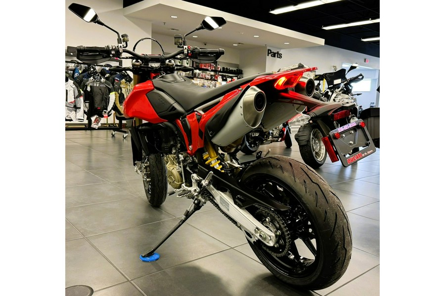 2024 Ducati Hypermotard 698 - Red