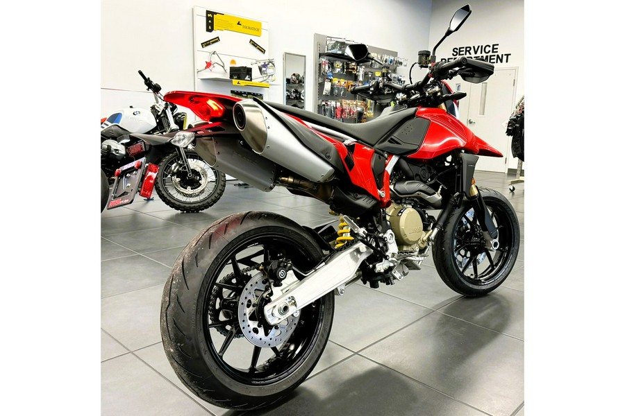 2024 Ducati Hypermotard 698 - Red