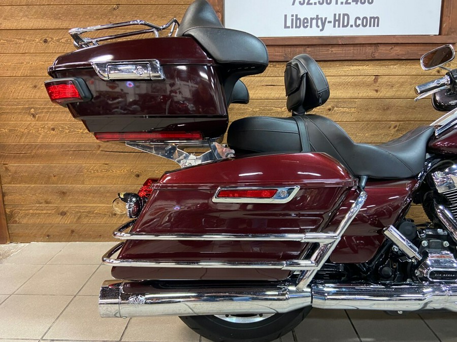 2018 Harley-Davidson Road King Twisted Cherry FLHR