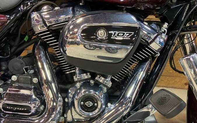 2018 Harley-Davidson Road King Twisted Cherry FLHR