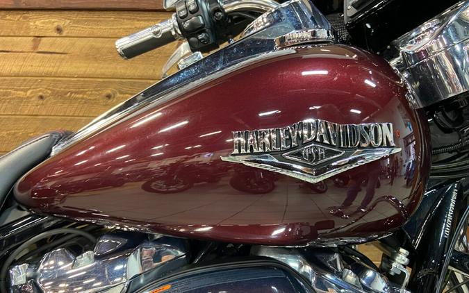 2018 Harley-Davidson Road King Twisted Cherry FLHR