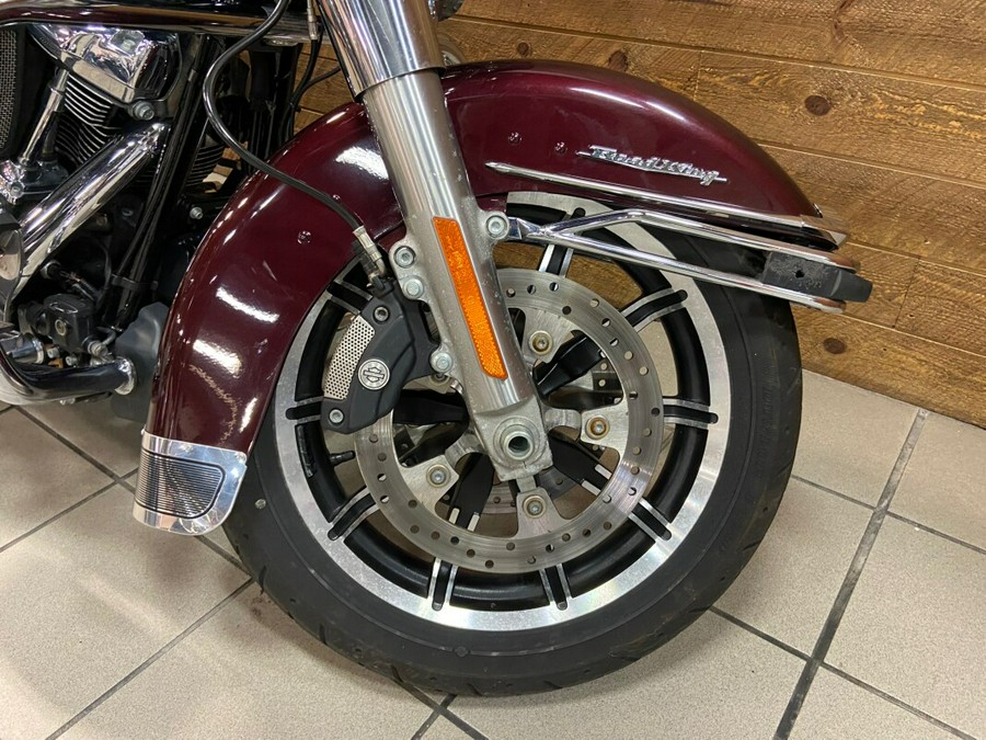 2018 Harley-Davidson Road King Twisted Cherry FLHR