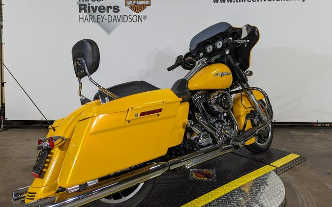 2013 Harley-Davidson Street Glide Chrome Yellow Pearl