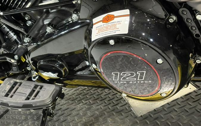 2026 Harley-Davidson® CVO Street Glide ST Inferno Gray