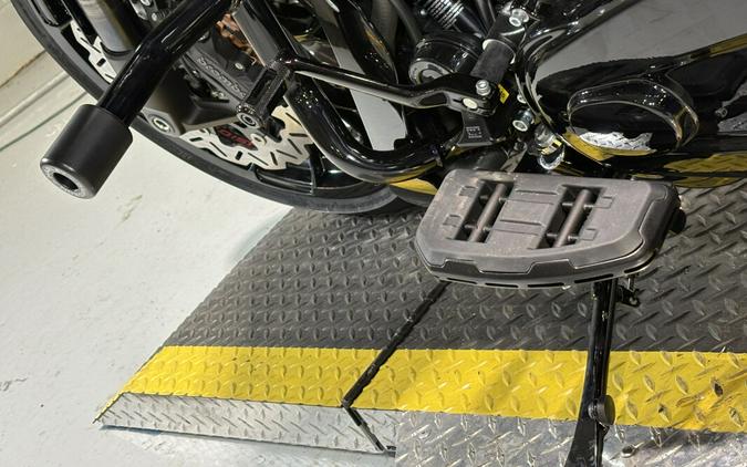 2026 Harley-Davidson® CVO Street Glide ST Inferno Gray