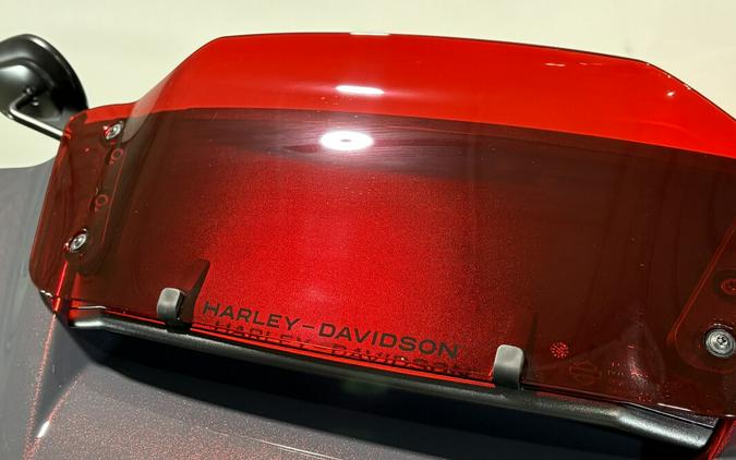 2026 Harley-Davidson® CVO Street Glide ST Inferno Gray