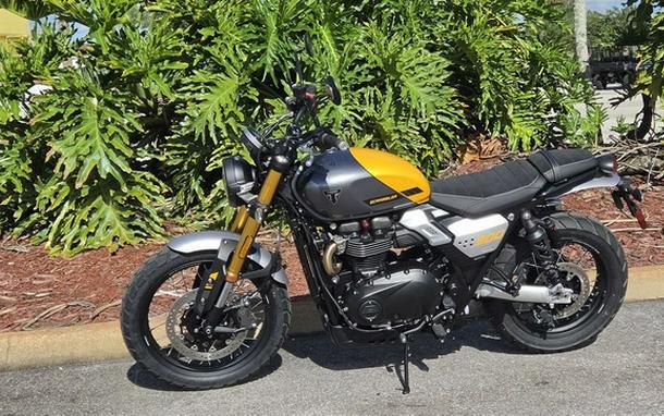 2026 Triumph Scrambler 900 Mineral grey