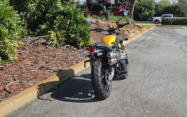 2026 Triumph Scrambler 900 Mineral grey