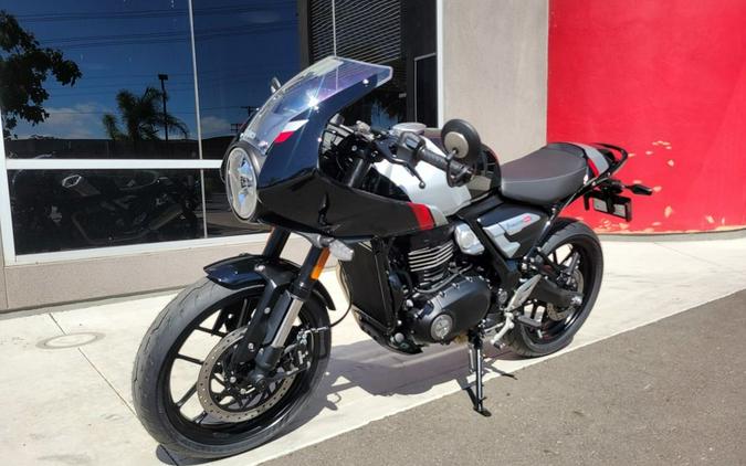 2026 Triumph THRUXTON 400
