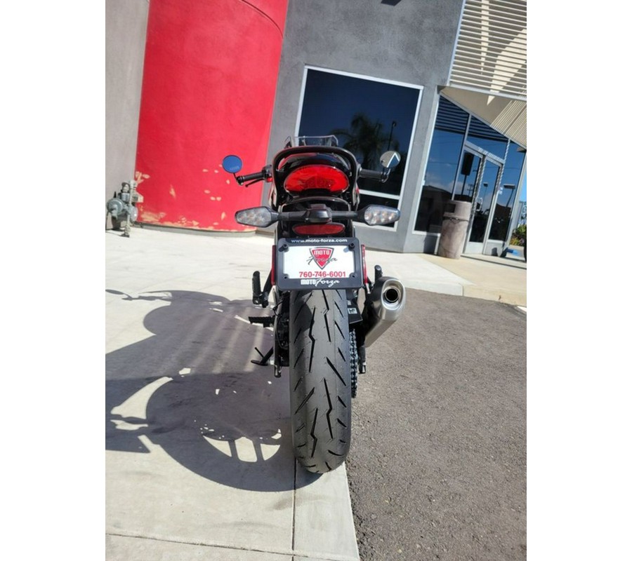 2026 Triumph THRUXTON 400