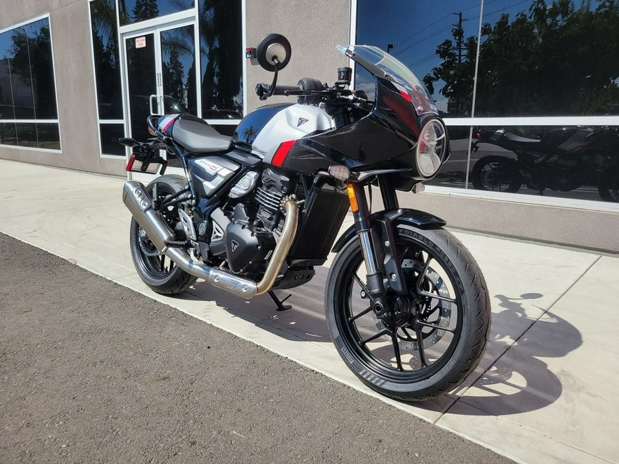 2026 Triumph THRUXTON 400