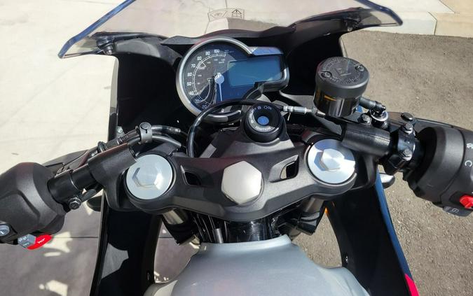 2026 Triumph THRUXTON 400