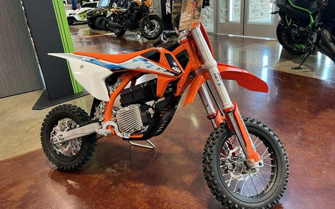 2024 KTM SX-E 5