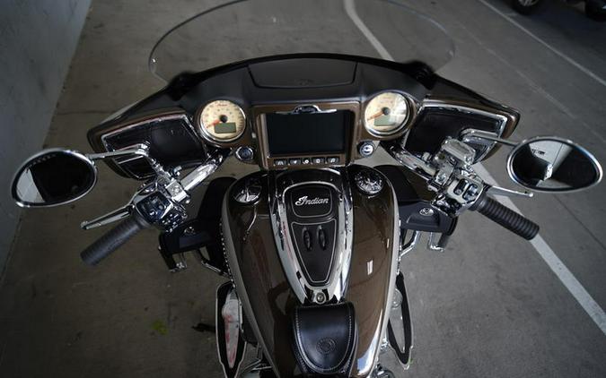 2023 Indian Motorcycle® Roadmaster® Bronze Pearl Metallic / Silver Metallic