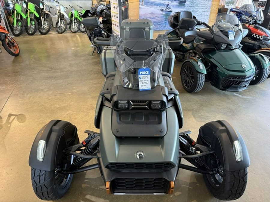 2025 Can-Am Canyon? Redrock