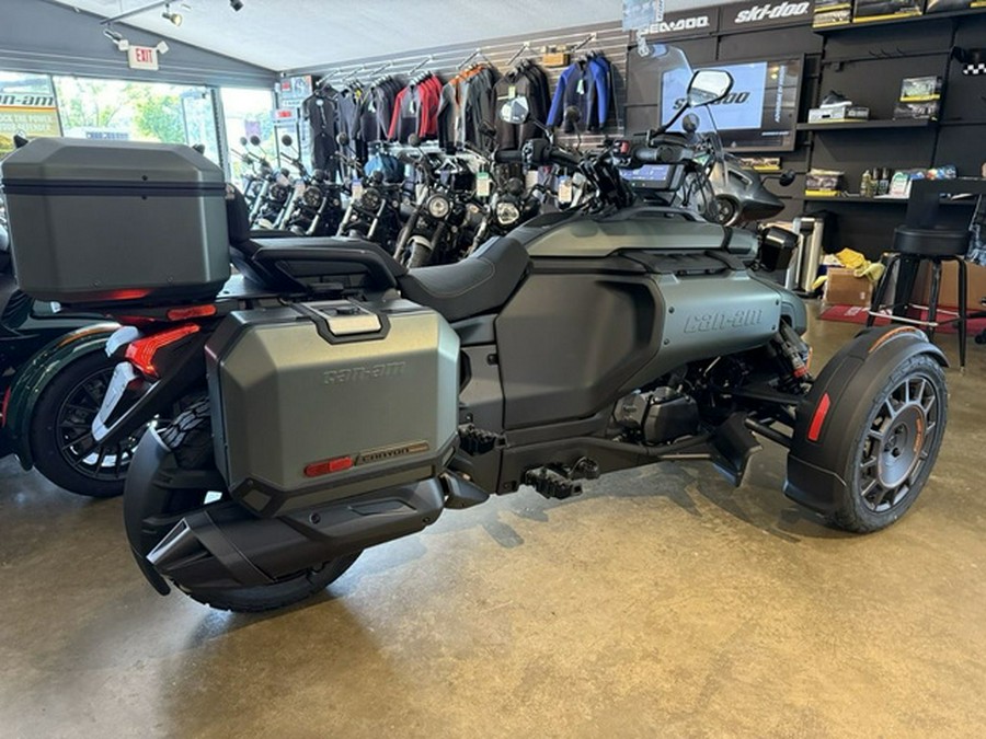 2025 Can-Am Canyon? Redrock