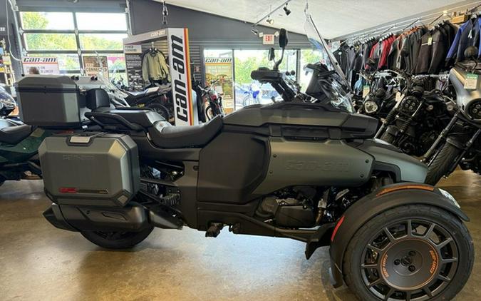 2025 Can-Am Canyon? Redrock