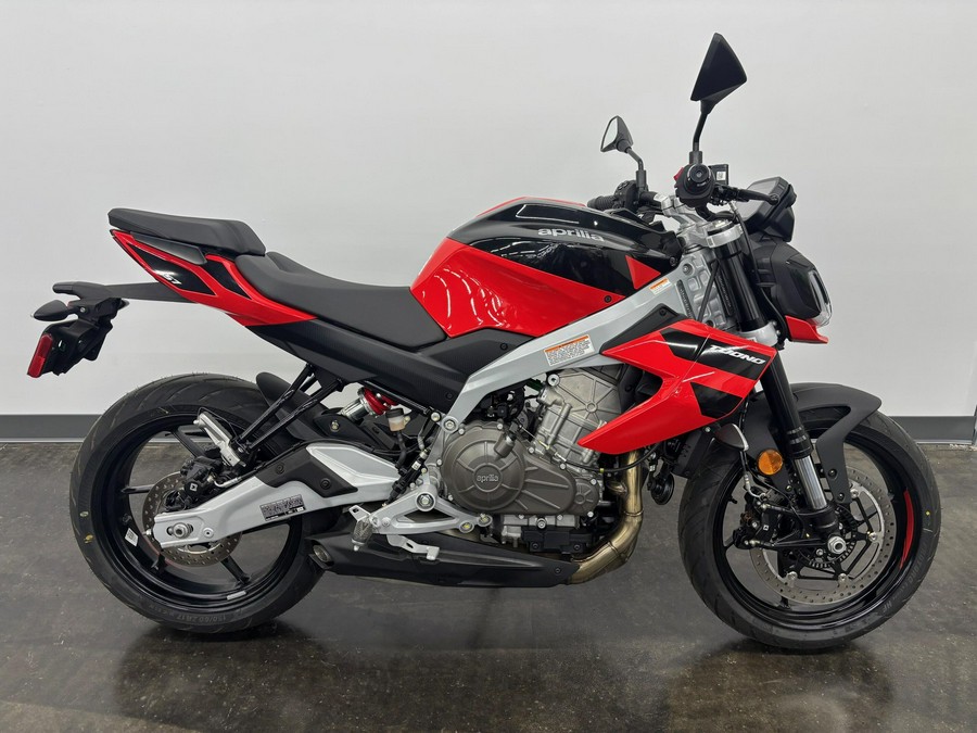 2026 Aprilia Tuono 457