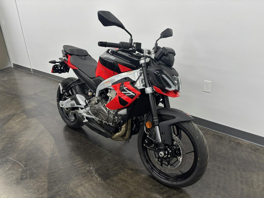 2026 Aprilia Tuono 457