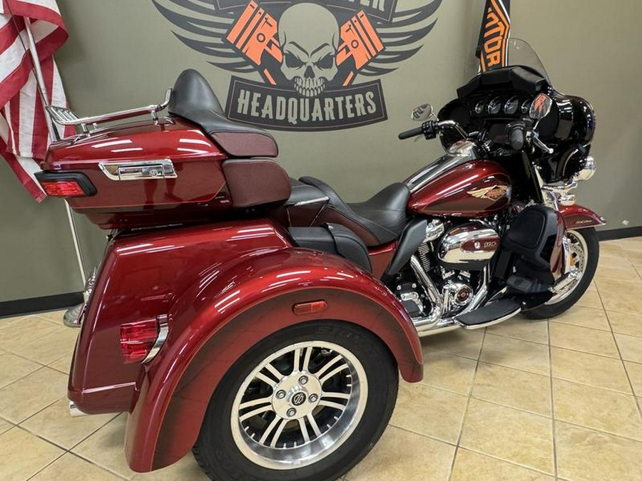 2023 Harley-Davidson® FLHTCUTGAN - Tri Glide® Ultra Anniversary Edition