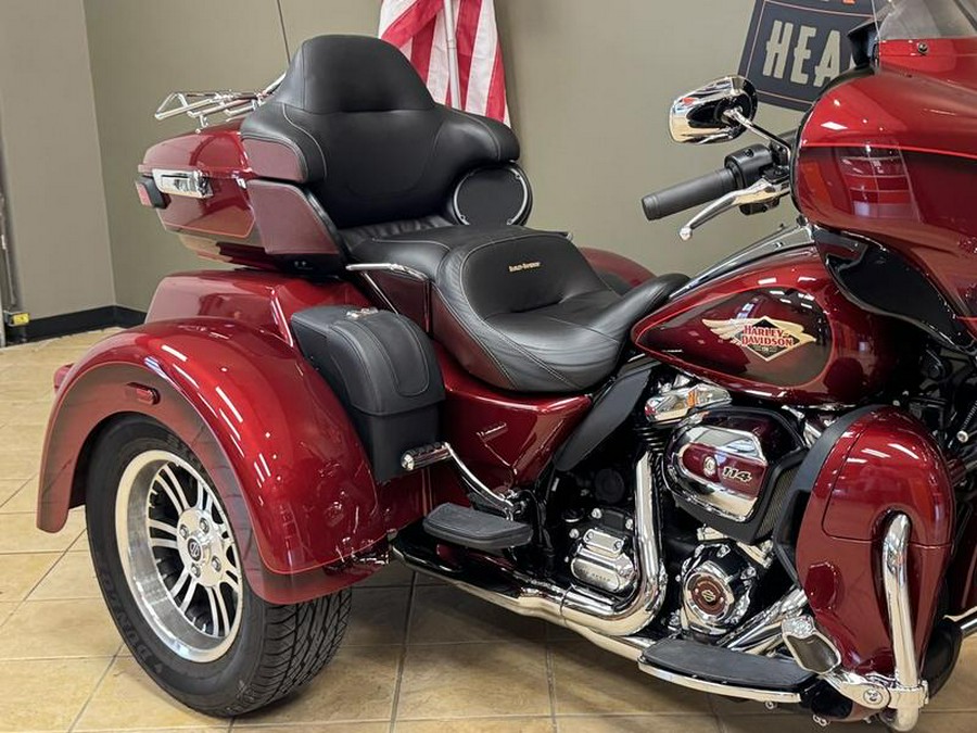 2023 Harley-Davidson® FLHTCUTGAN - Tri Glide® Ultra Anniversary Edition