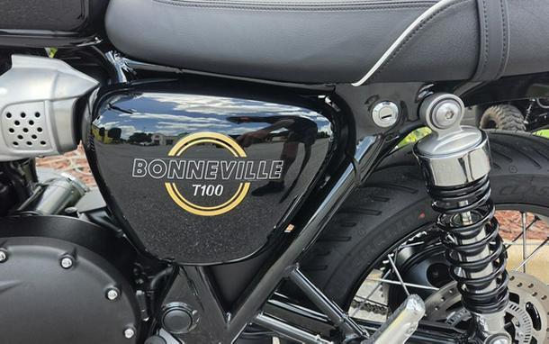 2026 Triumph Bonneville T100 Jet black