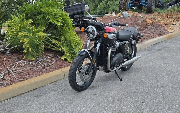 2026 Triumph Bonneville T100 Jet black