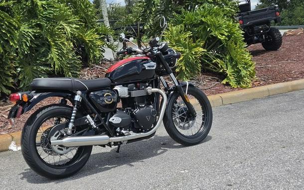 2026 Triumph Bonneville T100 Jet black