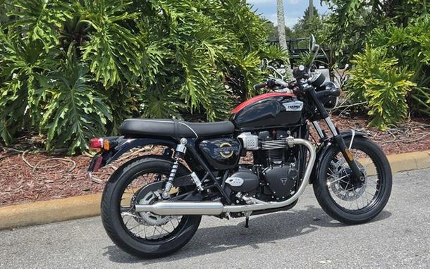 2026 Triumph Bonneville T100 Jet black
