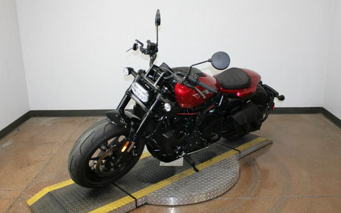 Harley-Davidson® Sportster™ S 2025 Brilliant Red