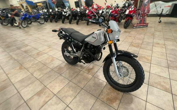 2027 Yamaha TW200